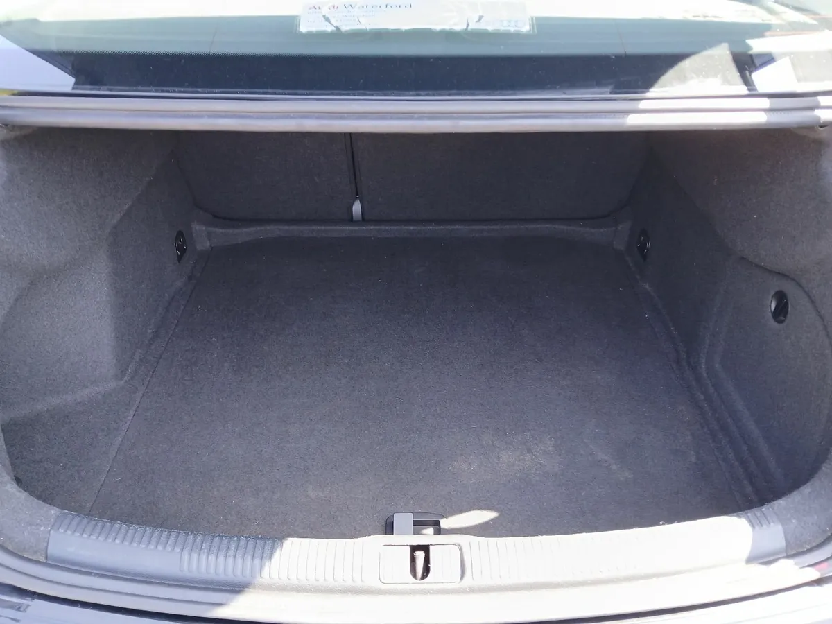 Audi A3 2016 - Image 2