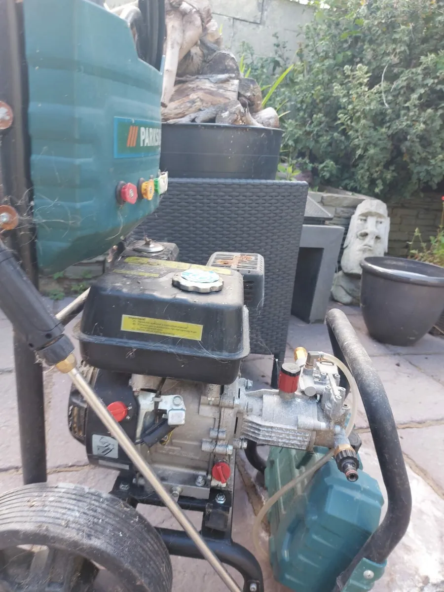 Petrol power washer and hedge trimmers /chain saw - Image 1