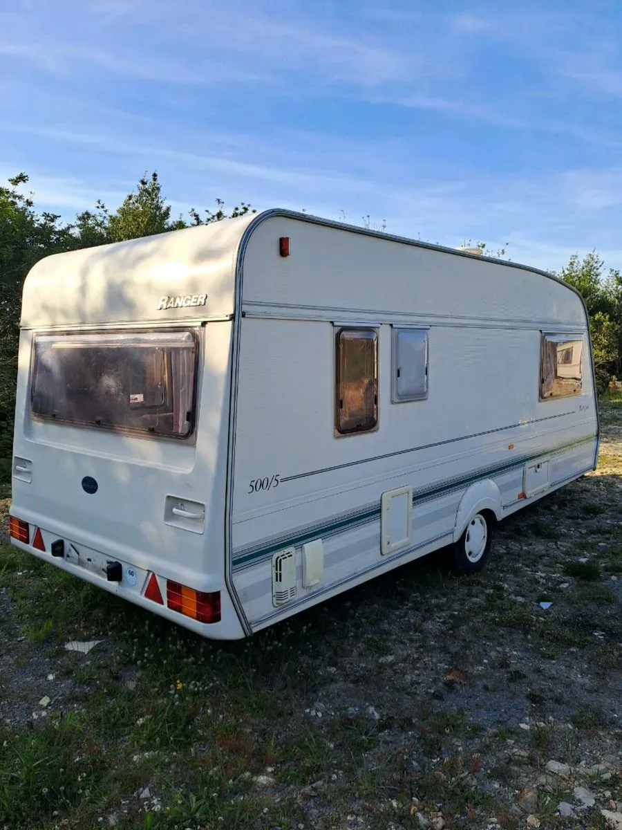 Caravan - Image 4