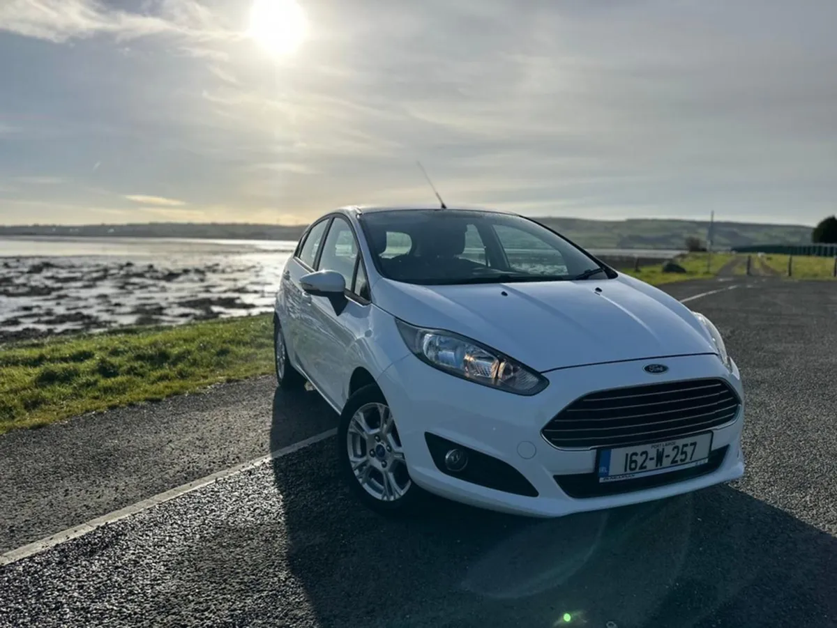 Ford Fiesta Zetec 1.25 60ps M5 5DR MCA 4DR - Image 4