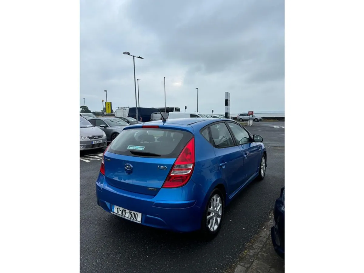 Hyundai i30 1.6 Comfort Crdi 5DR - Image 4