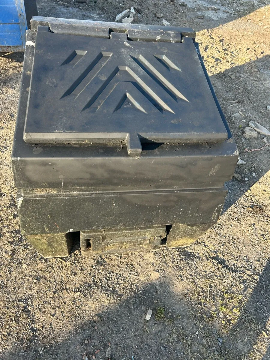 Cast iron fire place and fuel and coal bunker - Image 2