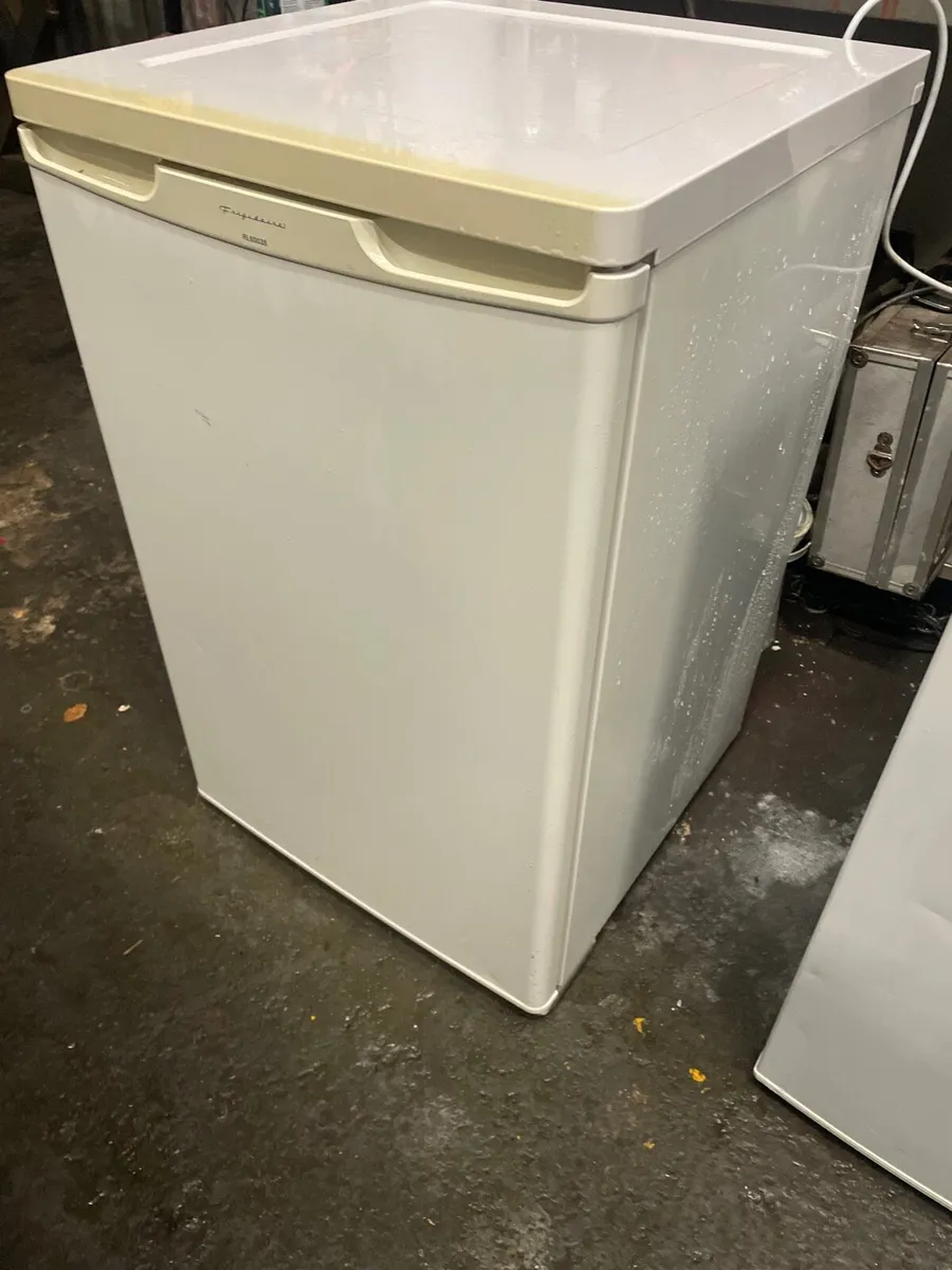 Fridge - Image 2