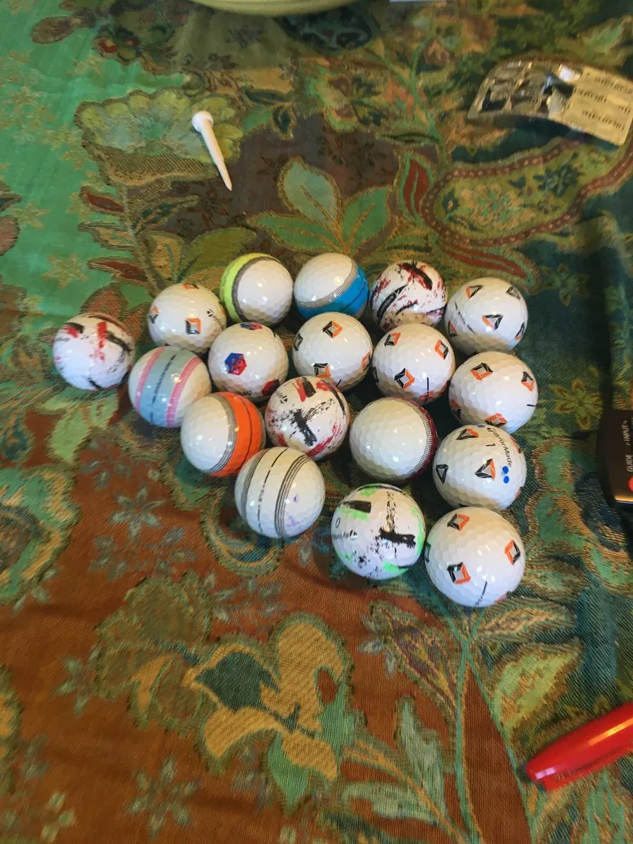 Golf Balls - Image 2