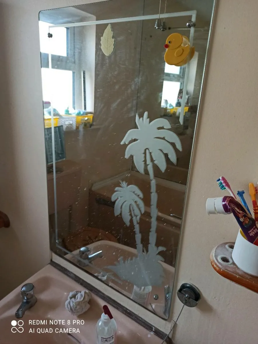 Bathroom mirror - Image 2