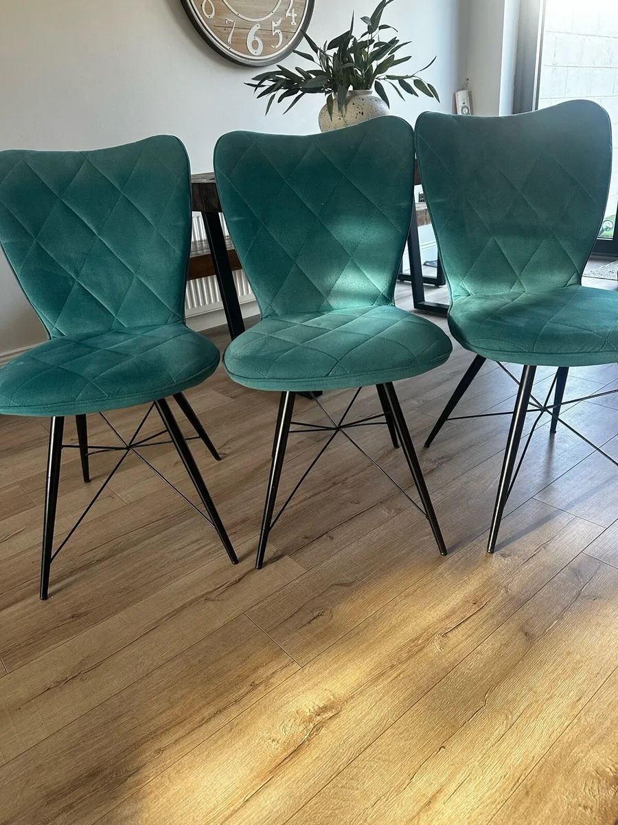 Dining chairs - Image 1