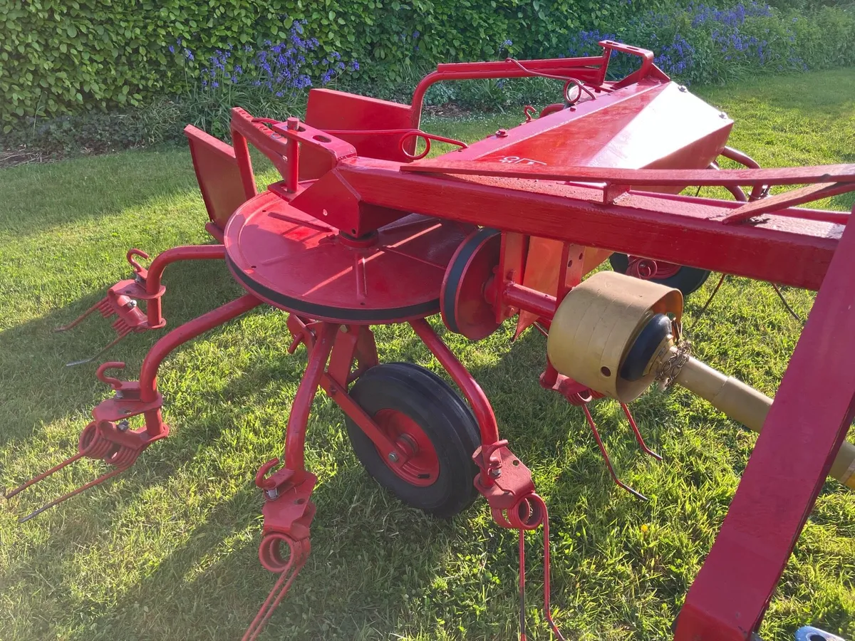 Hay Tedder - Image 2