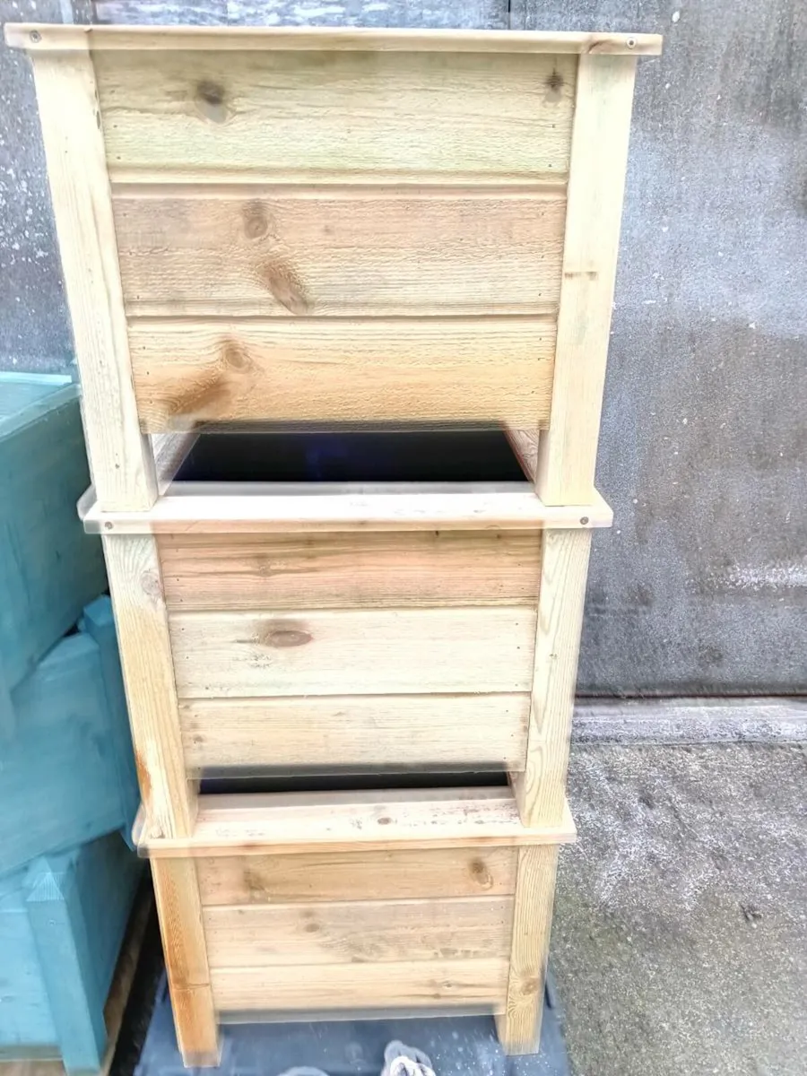 Planters - Image 3