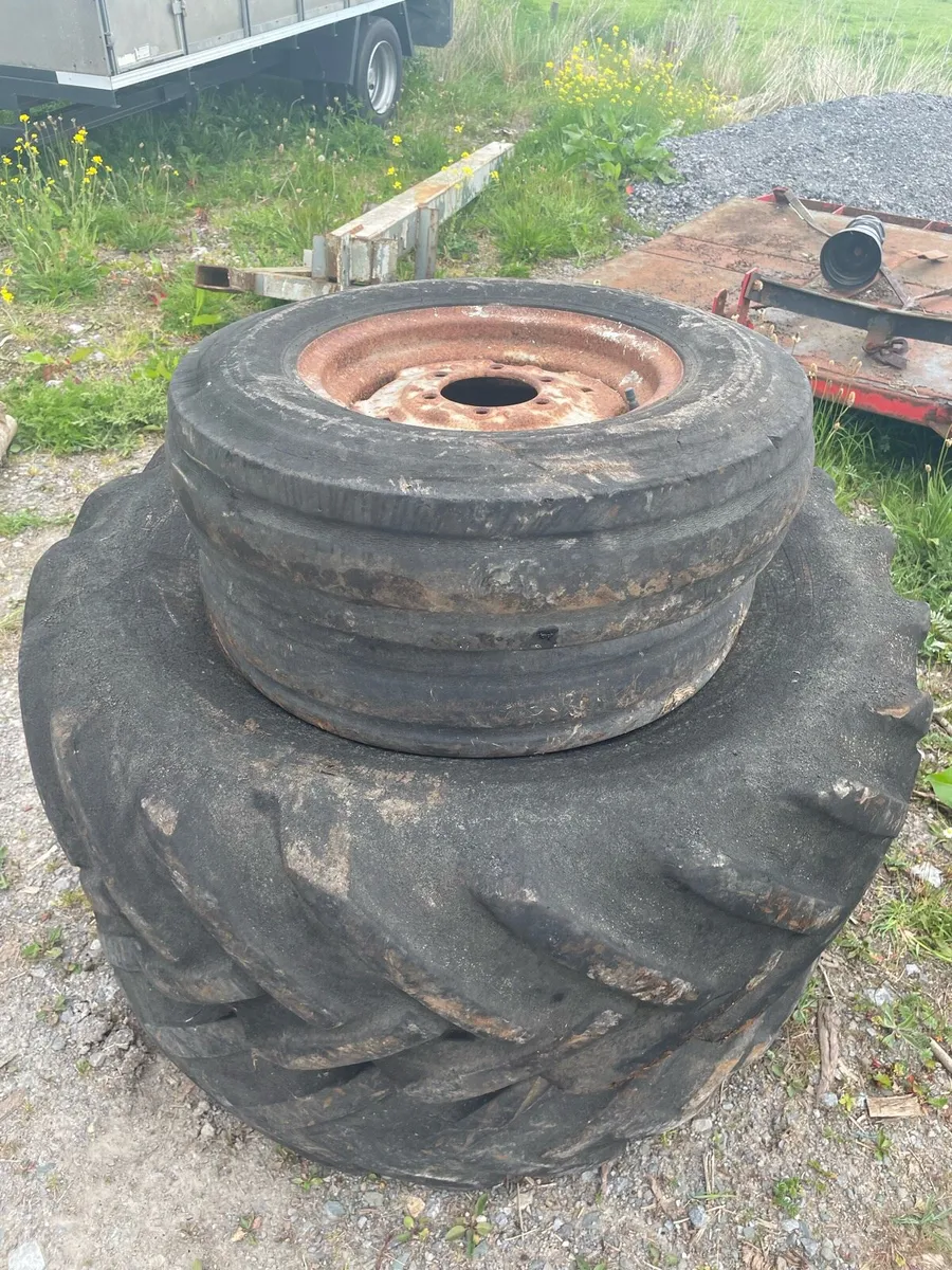 Set of Wheels - Image 2