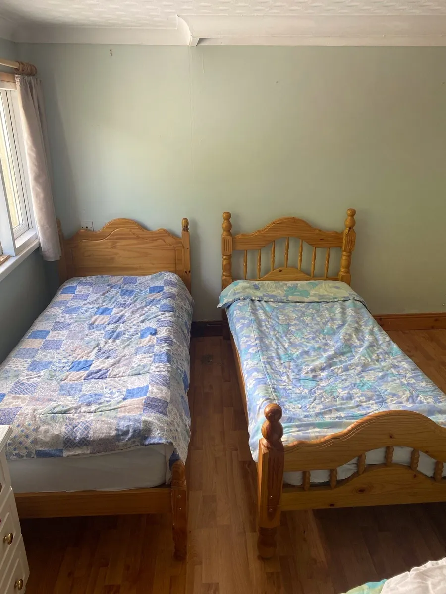 Pine single beds - Image 2