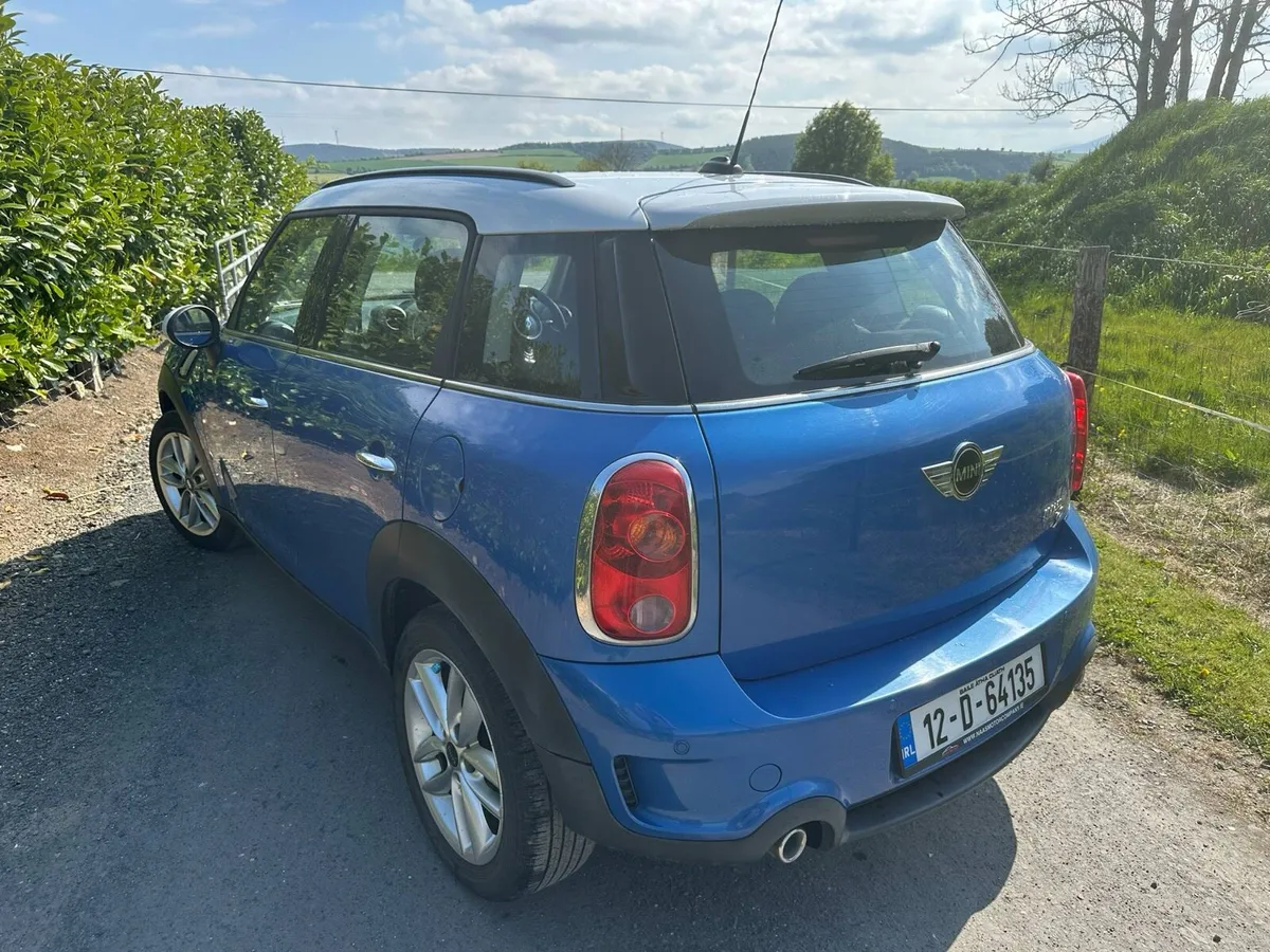 Mini Countryman 2.0L D SD - Image 2