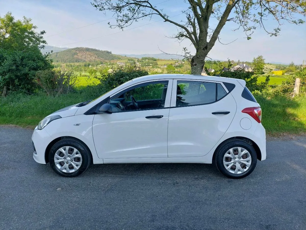 2014 HYUNDAI i10 S AIR 5DR LOW MILES - Image 2