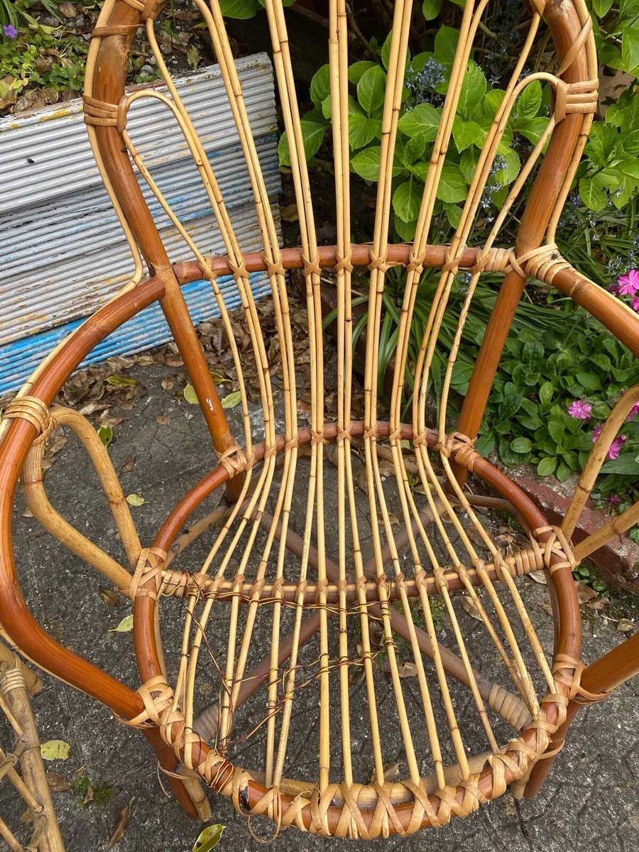 Cane bistro set - Image 4