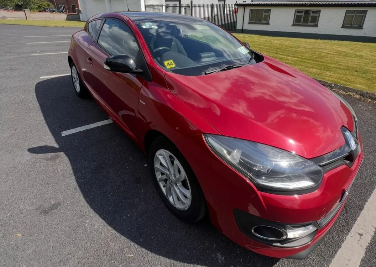 Renault Megane 2015 Coupe (Limited Edition) - Image 4