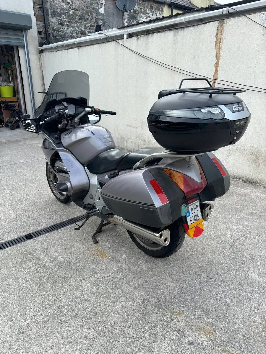 Honda Pan European - Image 4