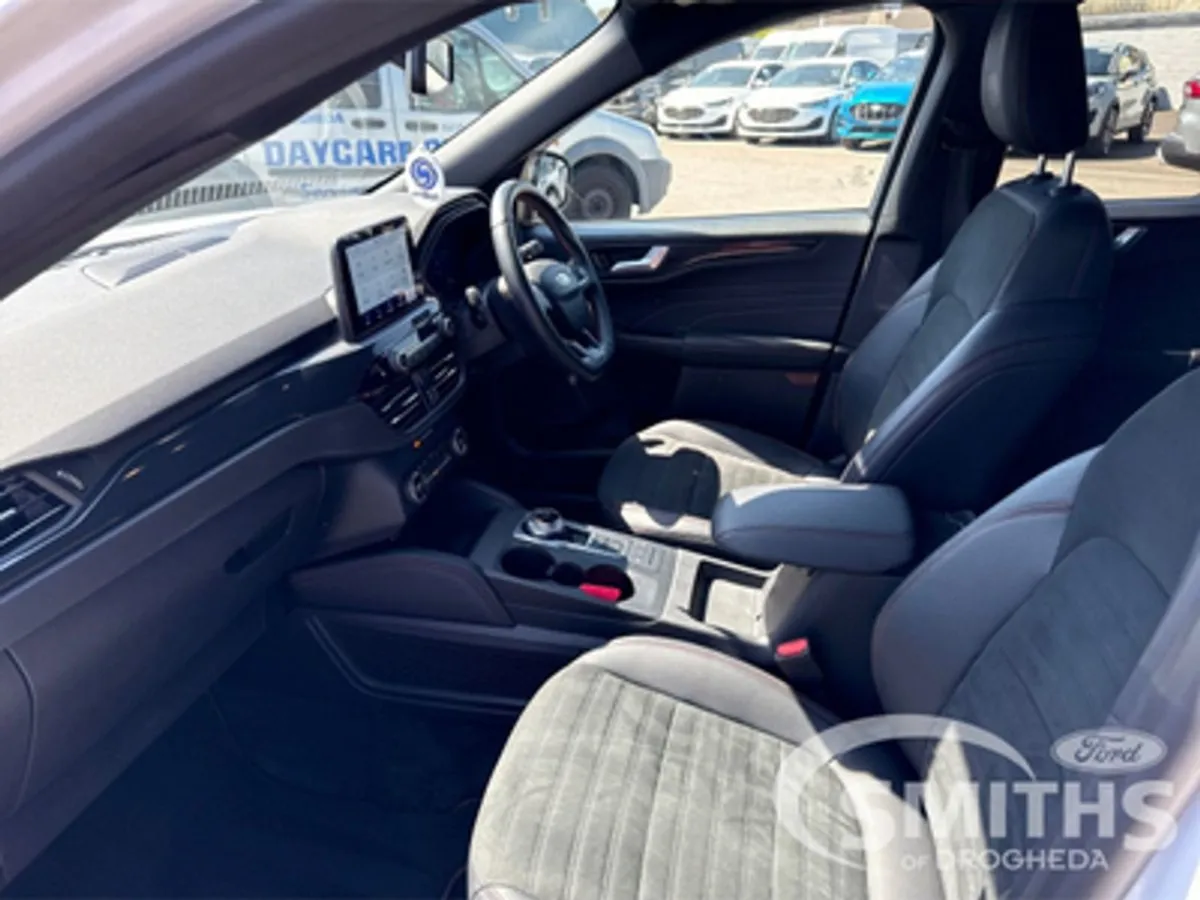 Ford Kuga St-line X 2.5 Phev 225PS - Image 3