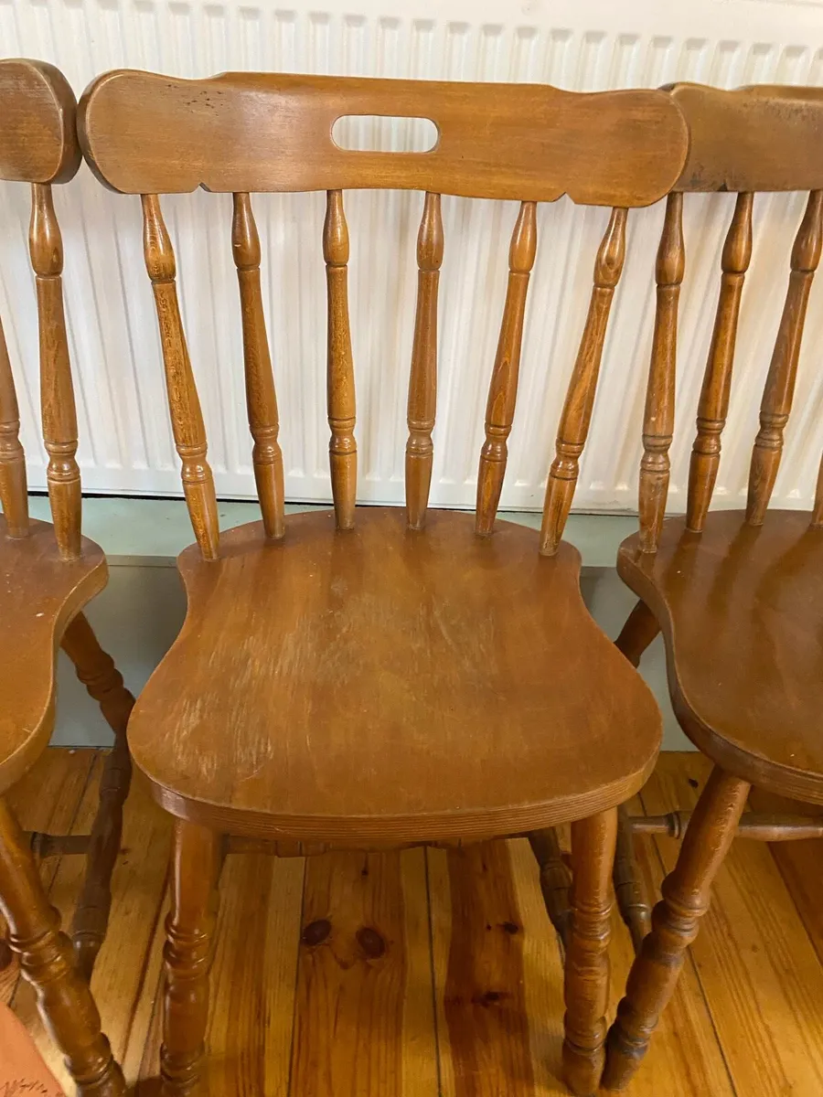 Kitchen chairs . - Image 1