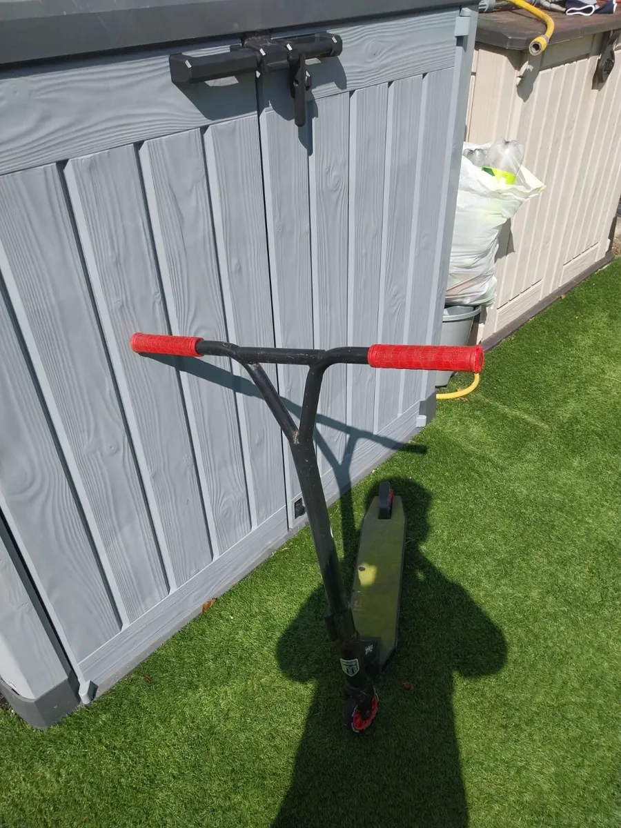 Scooter - Image 3