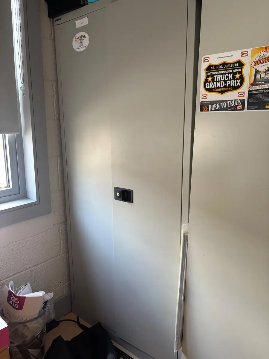 Storage cabinets - Image 1