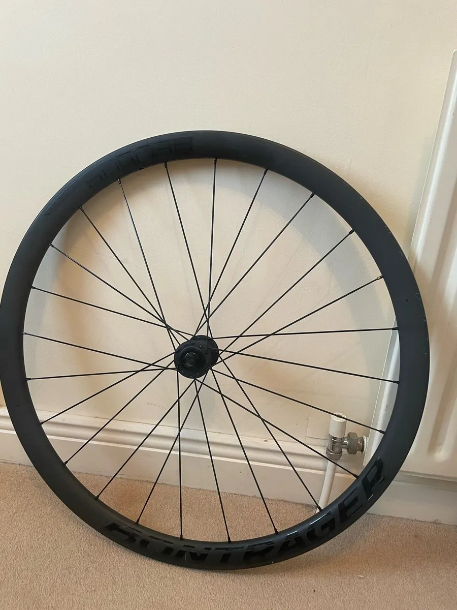 Bontrager Elite 35 Carbon Wheelset - Image 4