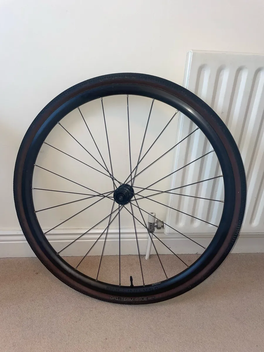 Bontrager Affinity TLR Wheelset - Image 3