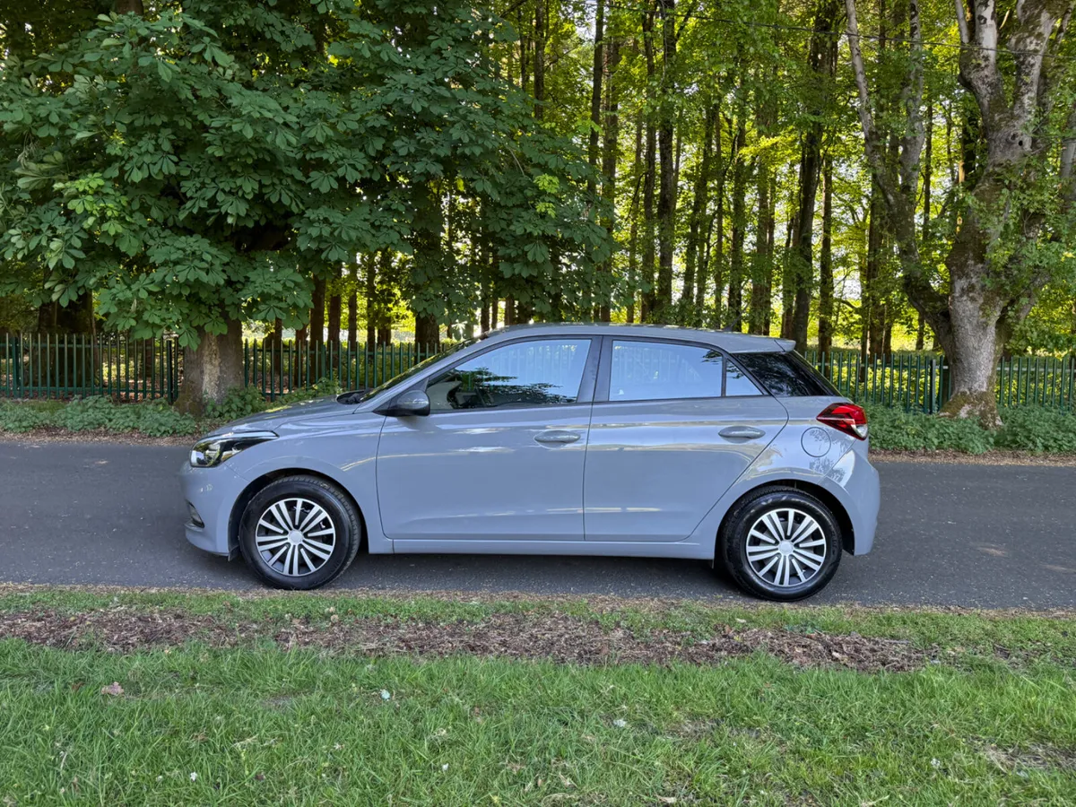 Hyundai i20 2015 Low Km Stunning - Image 4