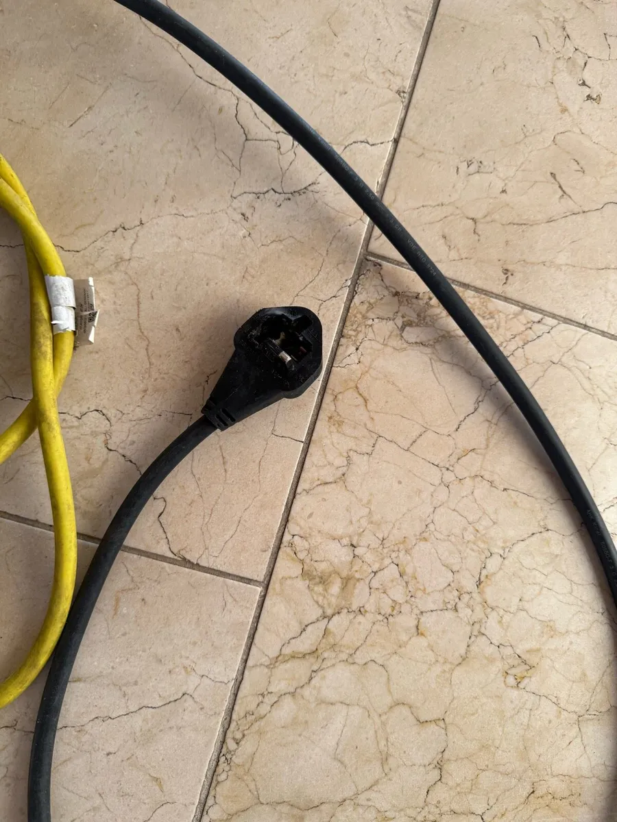Ev charger - Image 2