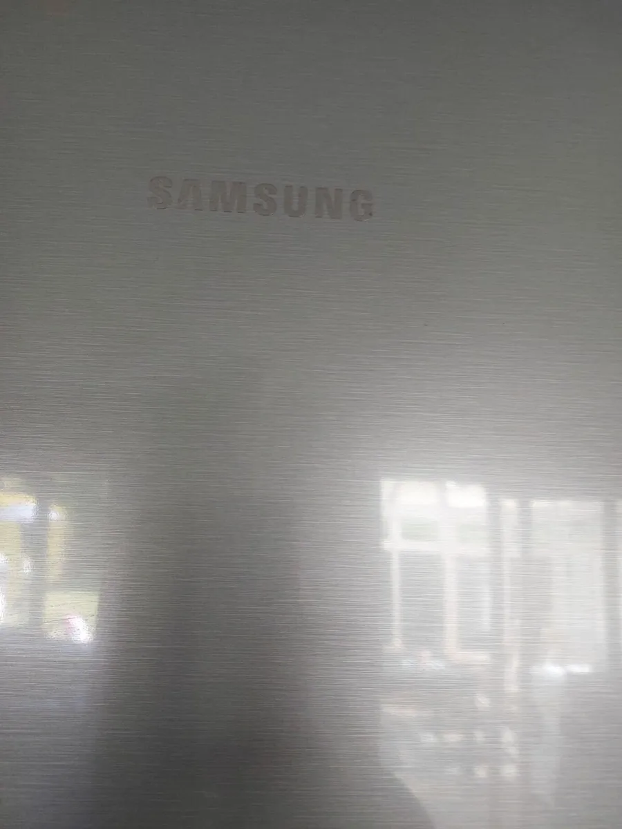 Fridge freezer - Image 2