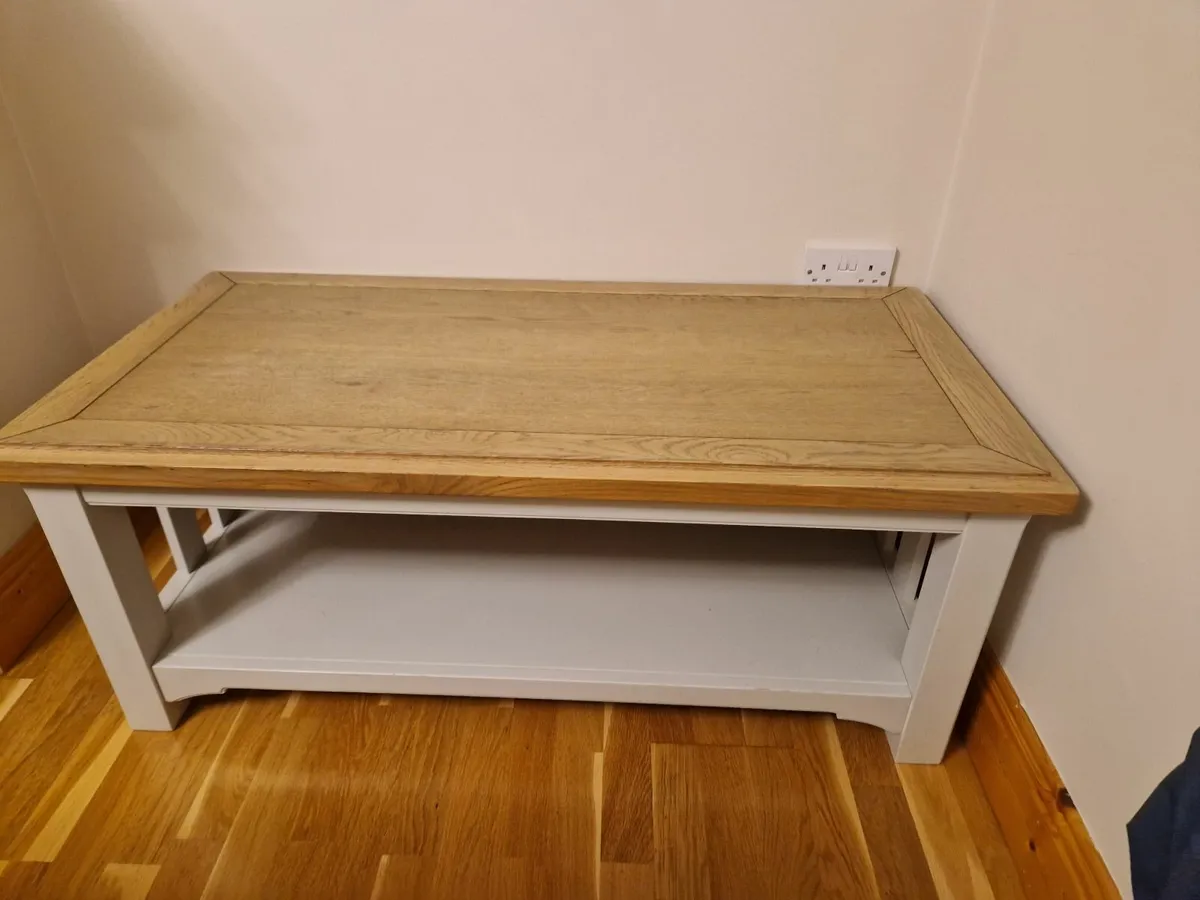 Coffee table - Image 1