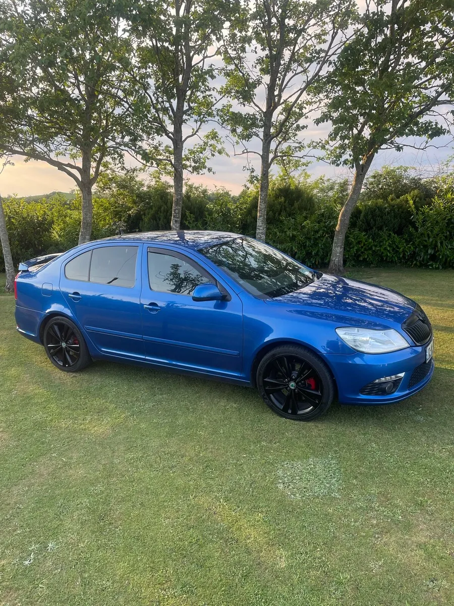 2012 Skoda VRs Diesel (black edition) - Image 1