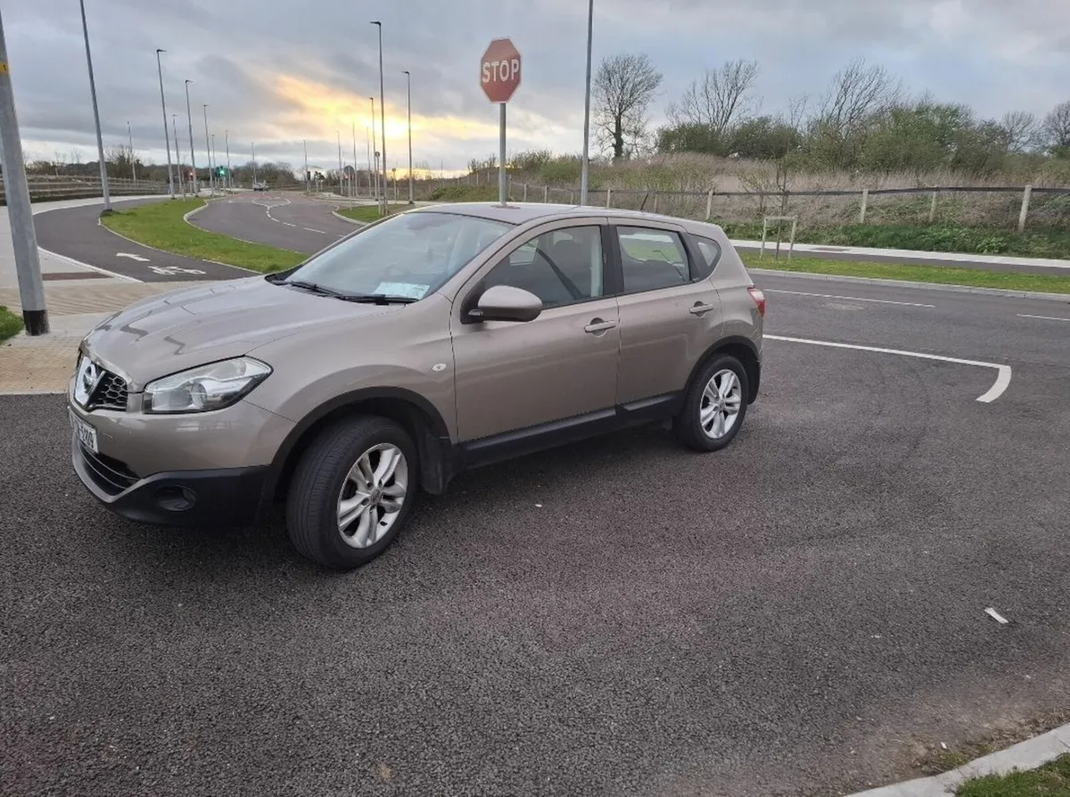Nissan Qashqai 2010 - Image 2