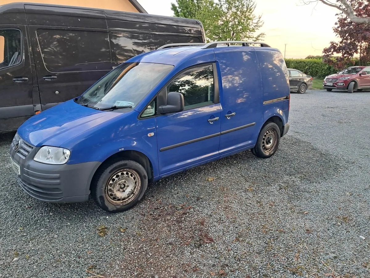 Volkswagen Caddy 2009 - Image 3