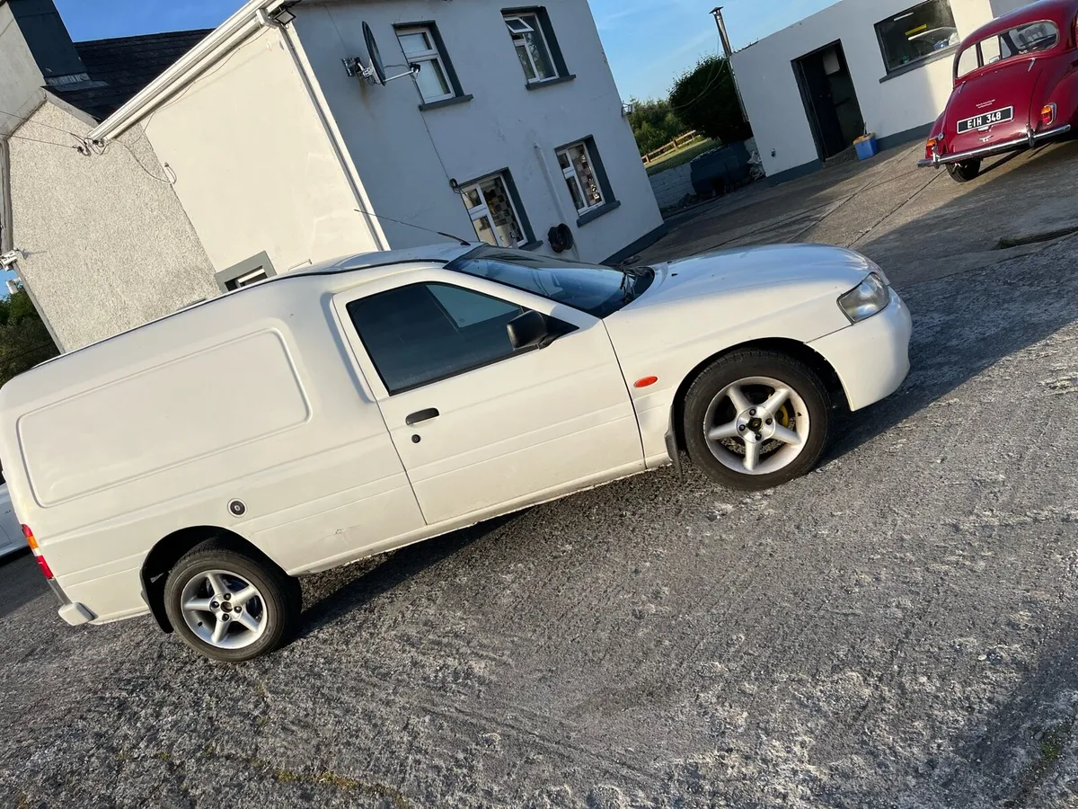 Ford escort van - Image 2