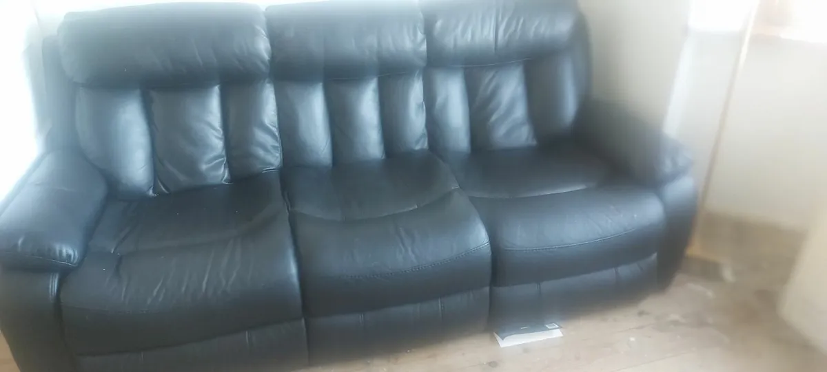 Sofa - Image 3