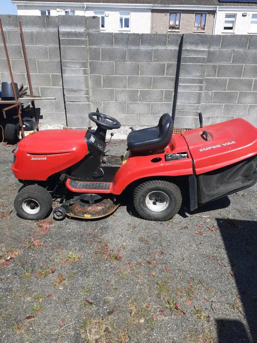 Rideon lawnmower - Image 1
