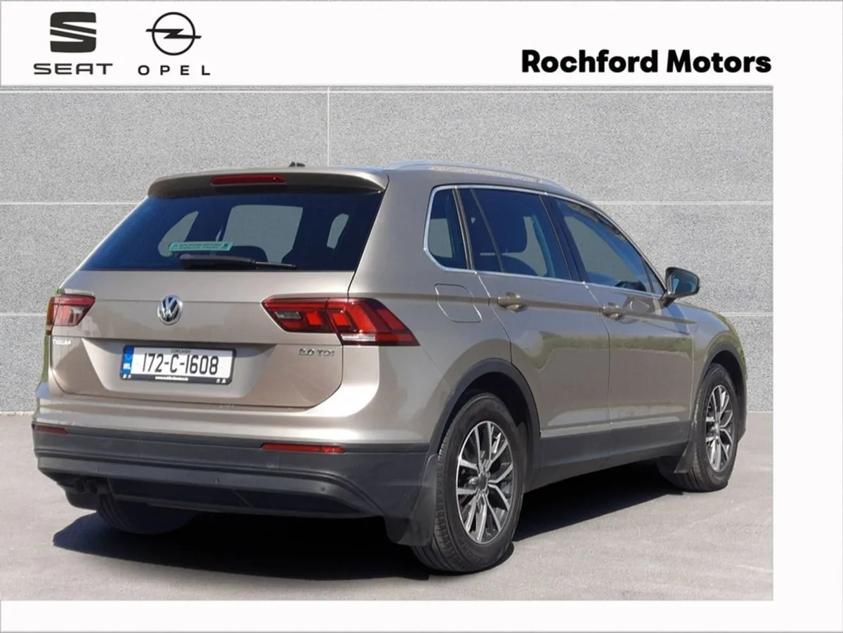 Volkswagen Tiguan 2.0tdi 115hp Comfortline  panor - Image 4