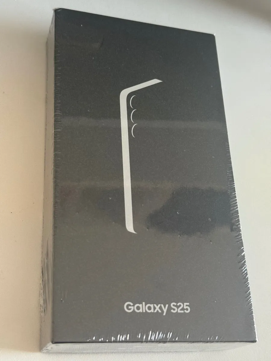Samsung Galaxy S25 - Brand New Sealed - Image 1
