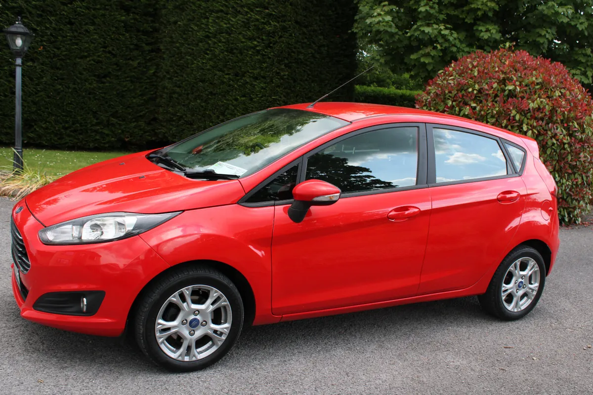 2015 FORD FIESTA 1.25 ZETEC 5DR. - Image 4