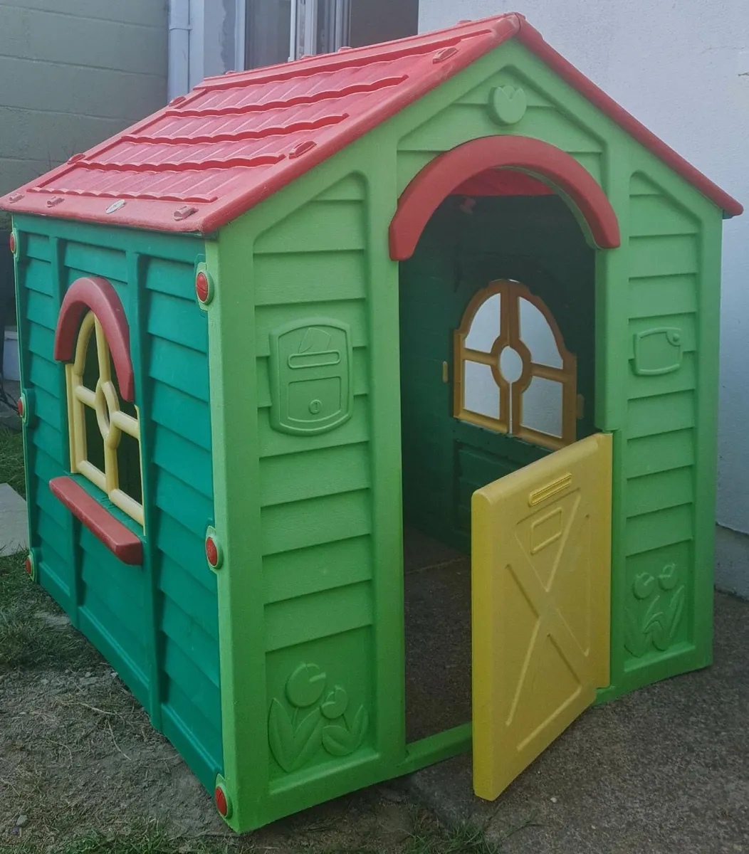 Play house - Image 1