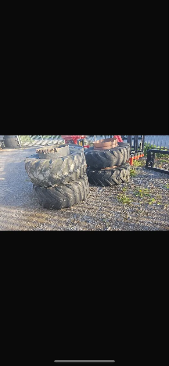 Dual Wheels - Image 1