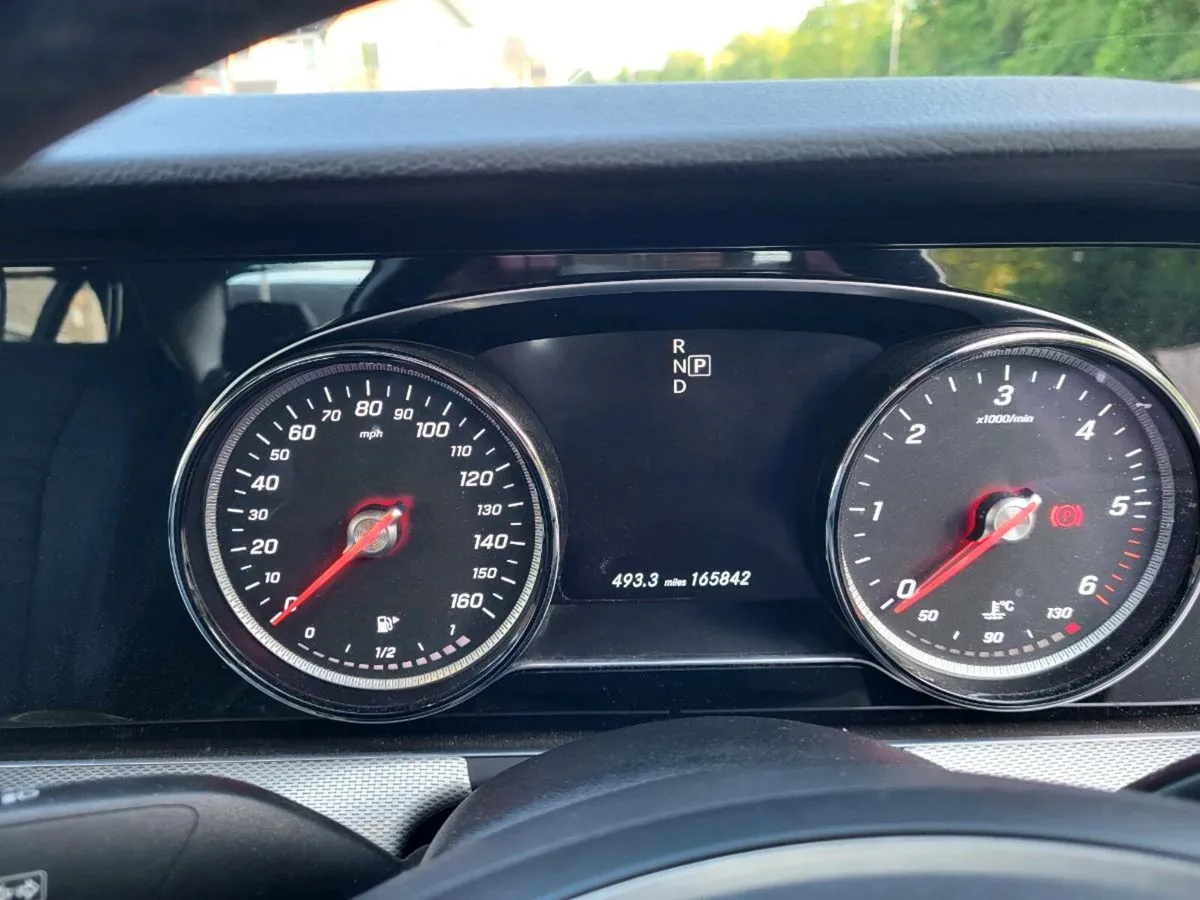 Mercedes  E Class - Image 2