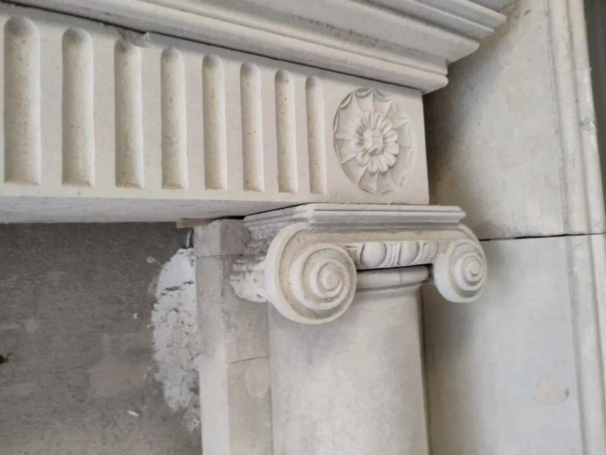 Portland stone doorway - Image 4