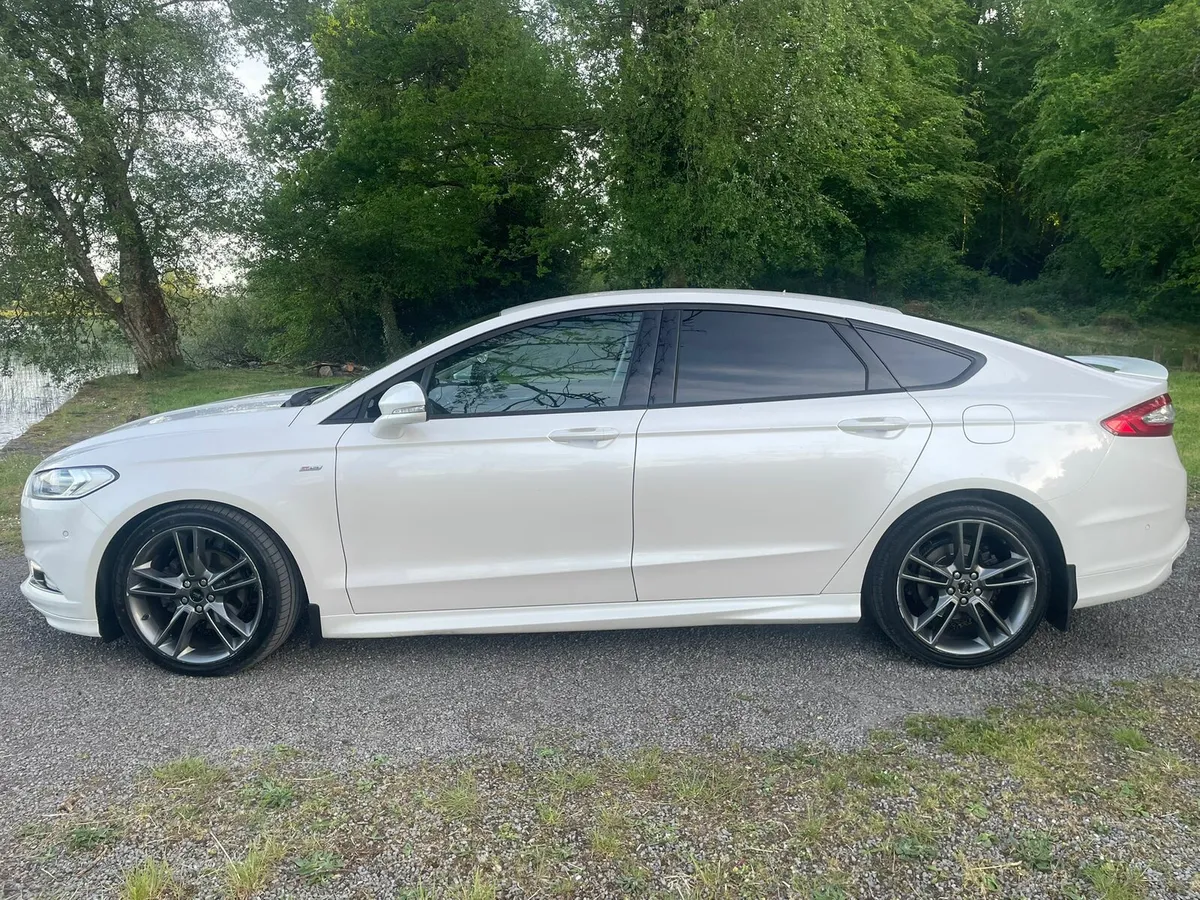 2017 Ford Mondeo 2.0 ST Line 180bhp Automatic - Image 3