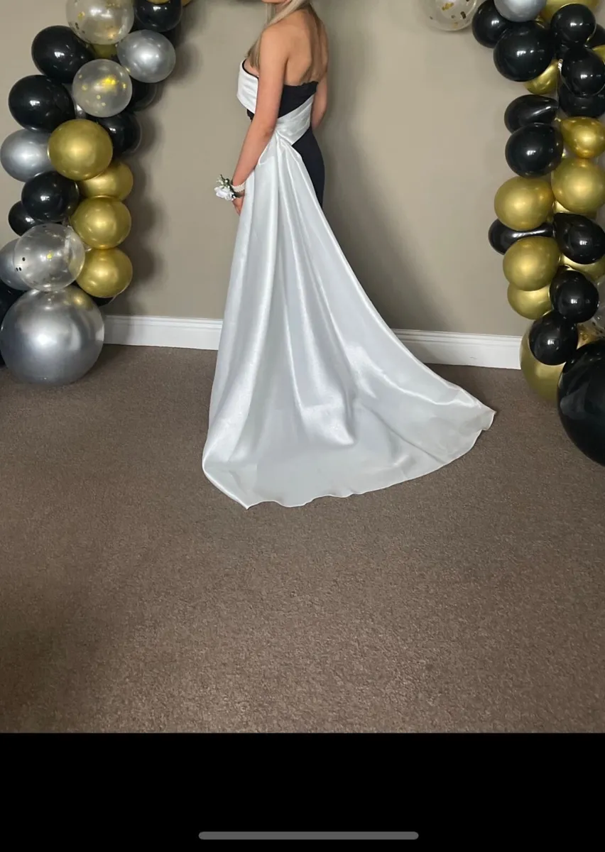 Debs dress - Image 3