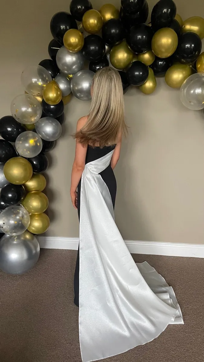 Debs dress - Image 4