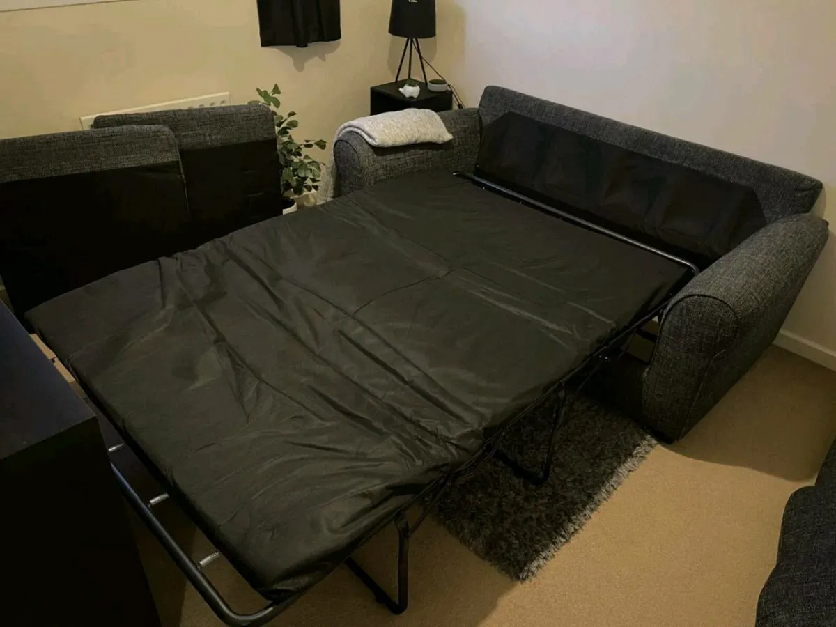 Brand new Hudson sofa beds reduced