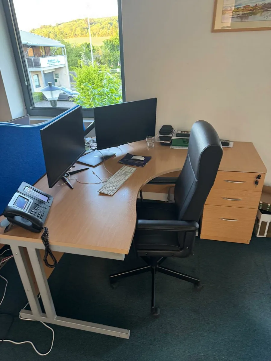 Office furniture - Image 4