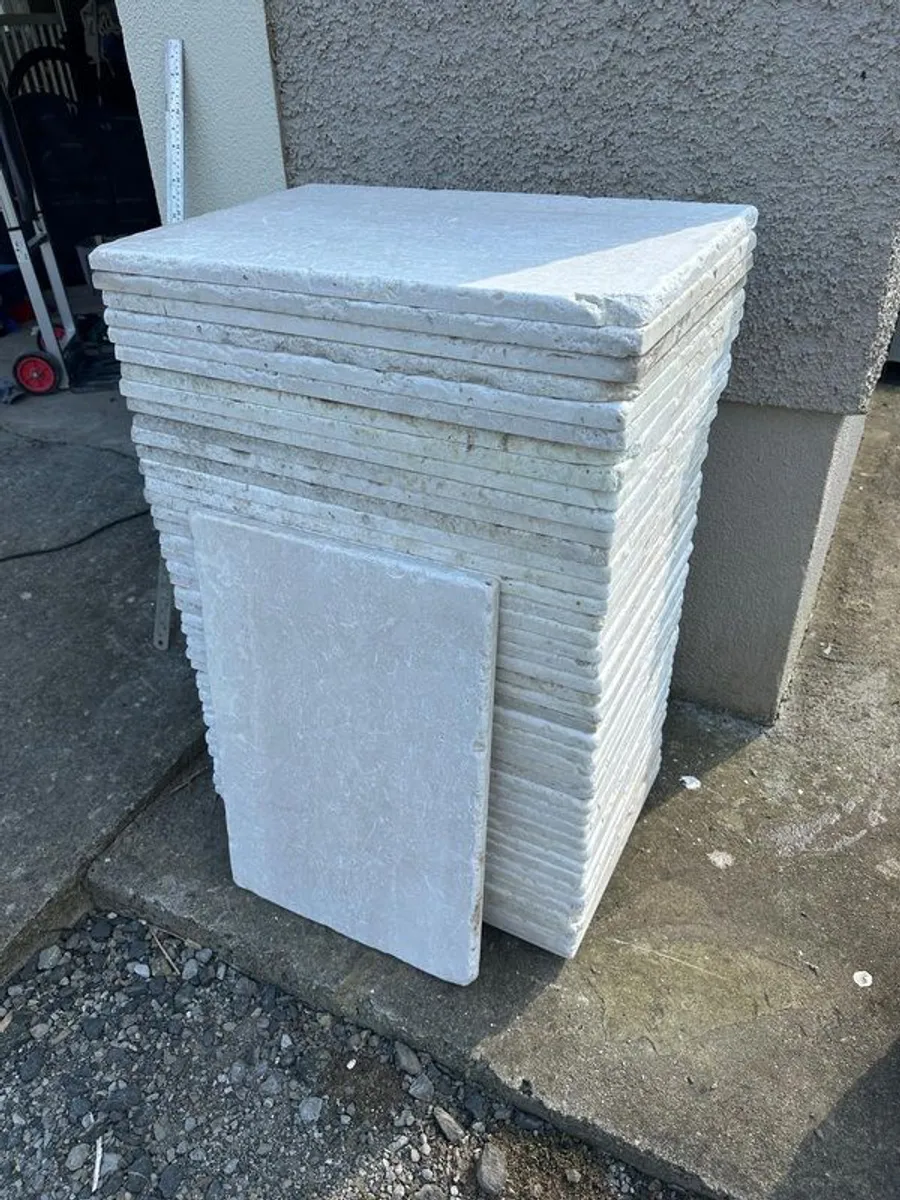 Solid limestone tumbled tiles - Image 1