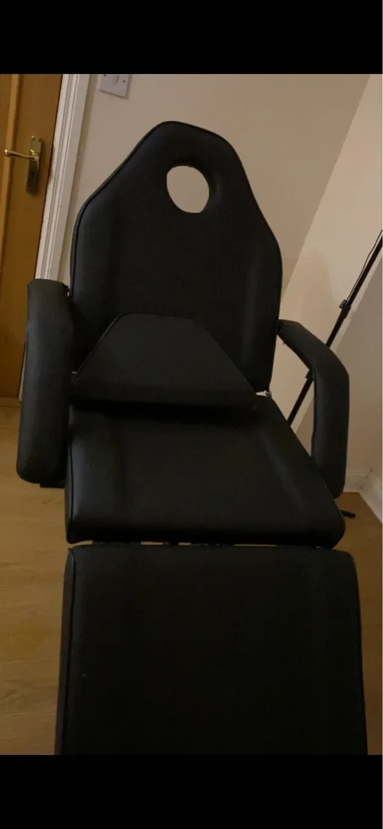 Multipurpose chair bed with stool - Image 3
