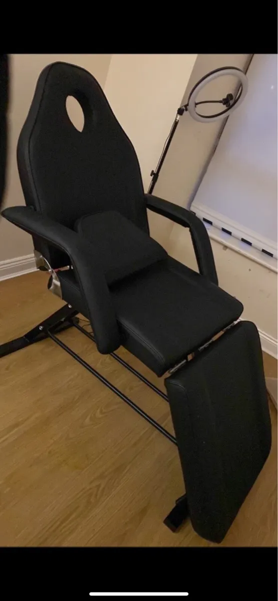 Multipurpose chair bed with stool - Image 4